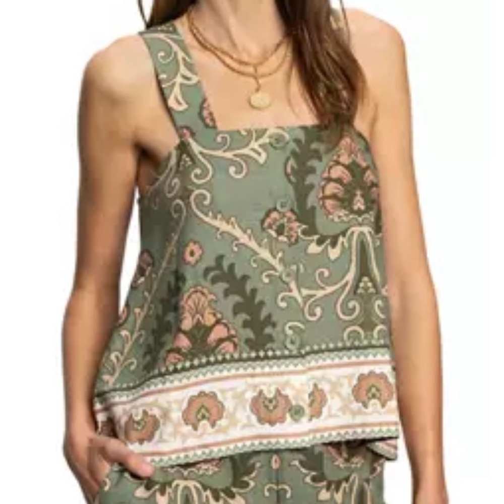 Sanctuary Green Sleeveless Boxy Tank Top and pant set
